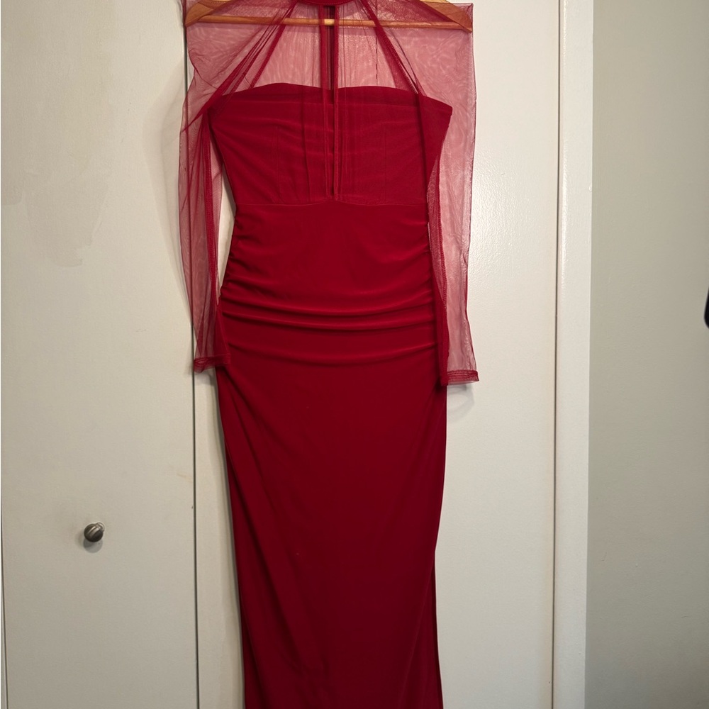 Elegant Red Strapless Dress